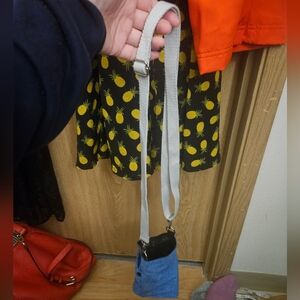 Bindle Swami: The Yoga Pant For Your Water Bottle. Adjustable, Removable Strap